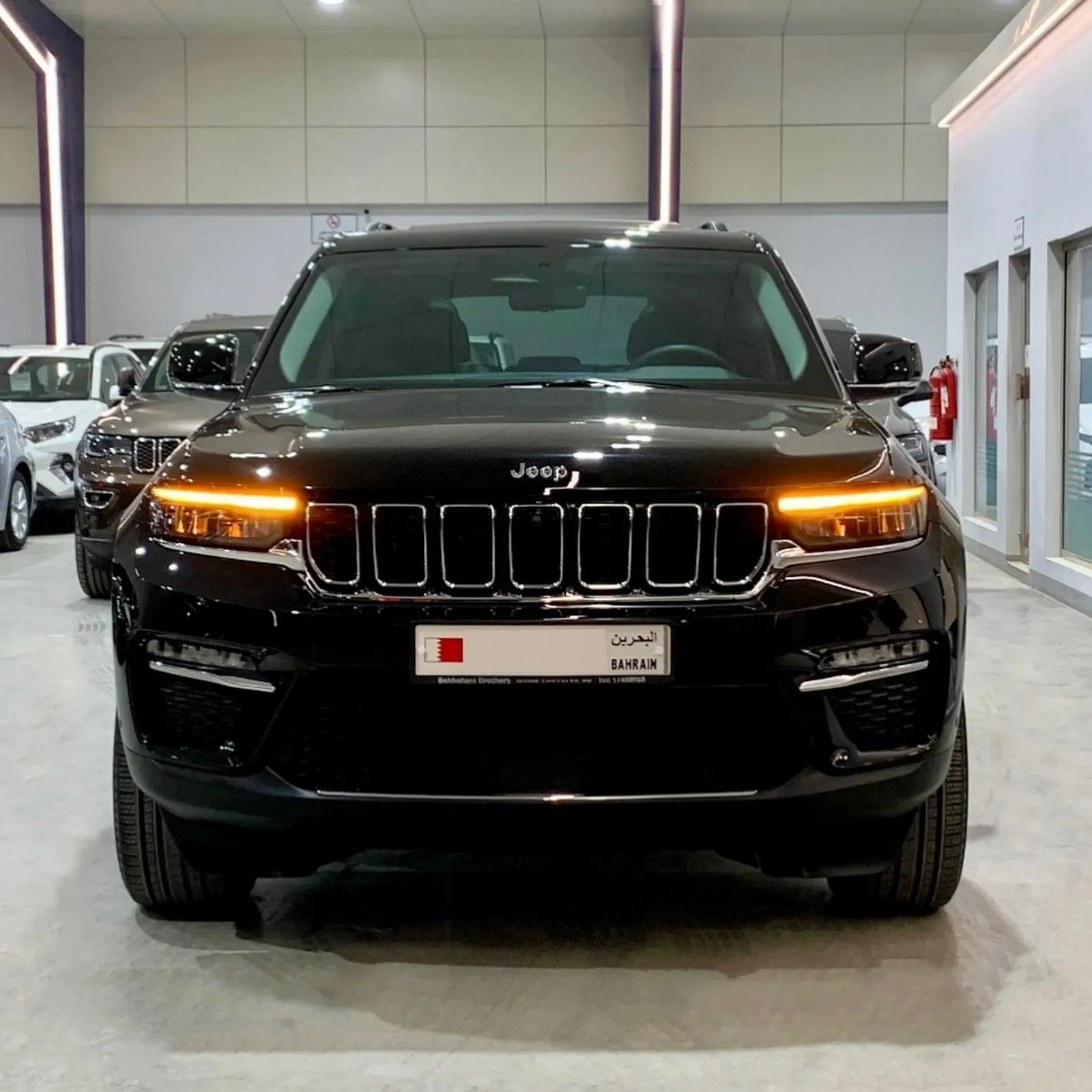 2023 Jeep Grand Cherokee Limited, photograph 4 of 20