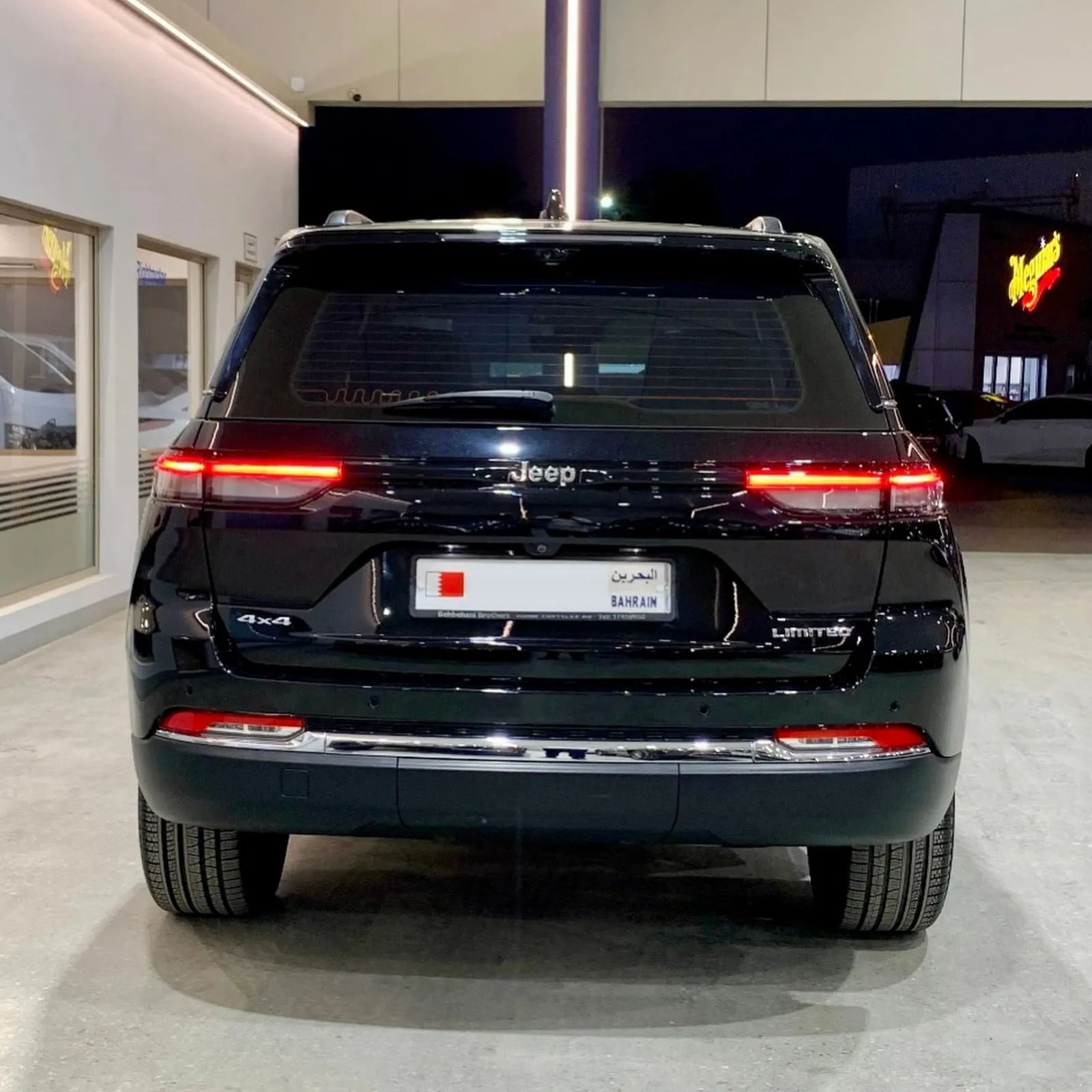 2023 Jeep Grand Cherokee Limited, photograph 5 of 20